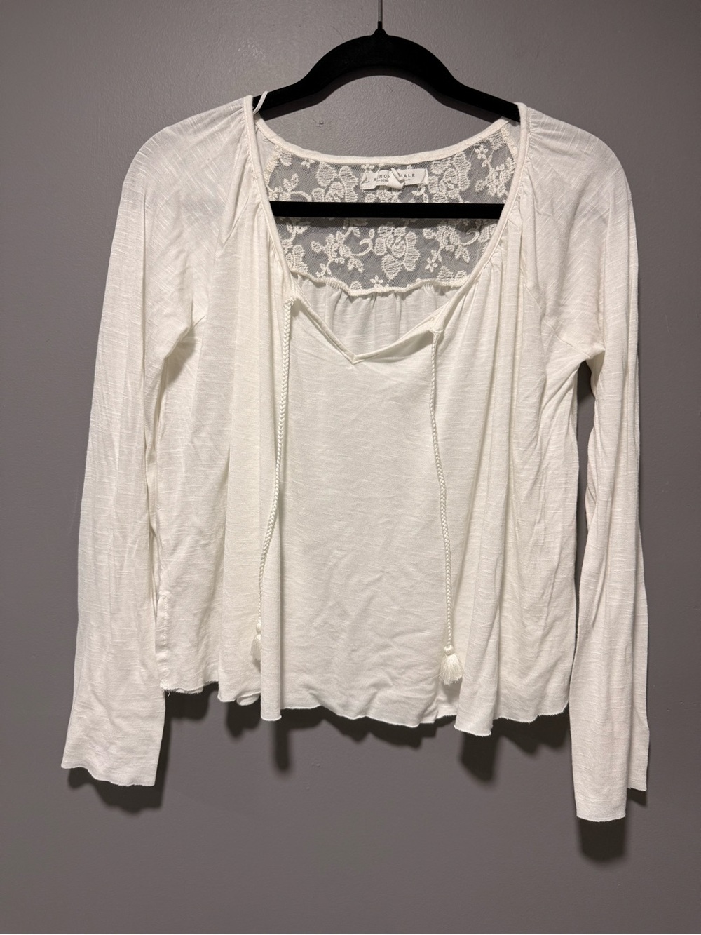 Women’s long sleeve shirt